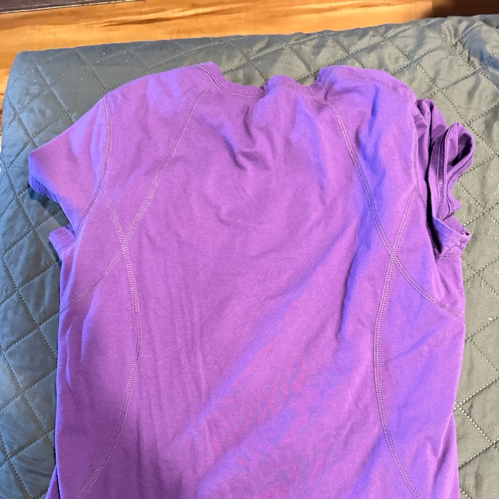 Tel Gear purple women’s size large shirt